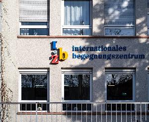 Sonntagscafé: Vortrag über die erste Bundesverfassungsrichterin Erna Scheffler